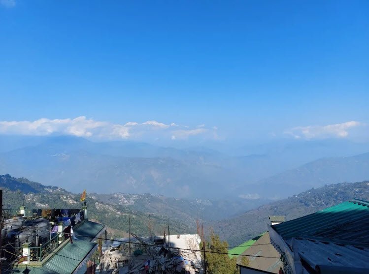 Kanchenjunga View Point behind Mahakal Mandir, Darjeeling, West Bengal - Vushii.com Kanchenjunga View Point behind Mahakal Mandir, Darjeeling, West Bengal - Vushii.com